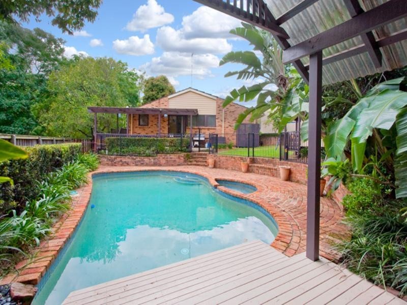 5 White Cedar Drive, Castle Hill NSW 2154