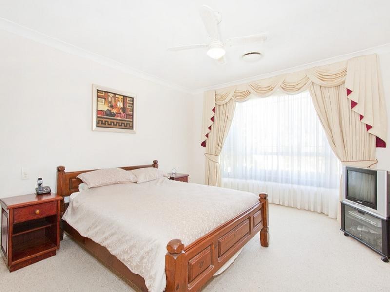 13 Crestview Avenue, Kellyville NSW 2155