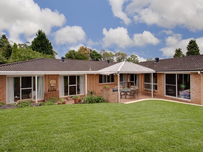 7 Castlewood Drive, Castle Hill NSW 2154