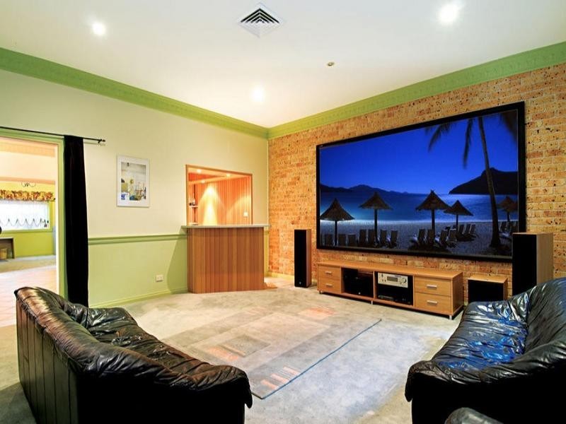 8 Williamtown Court, Glenhaven NSW 2156