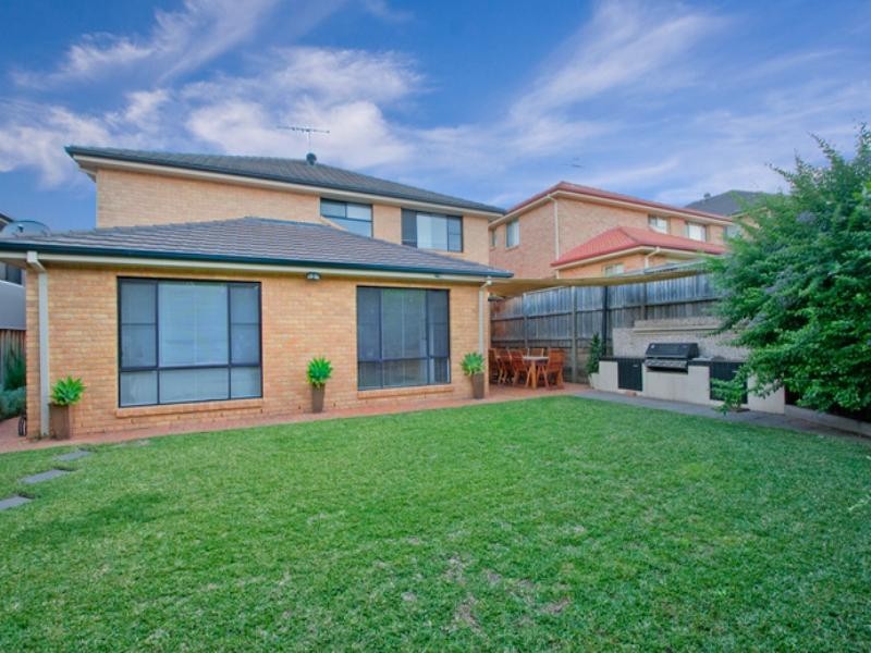 30 Broadleaf Crescent, Beaumont Hills NSW 2155