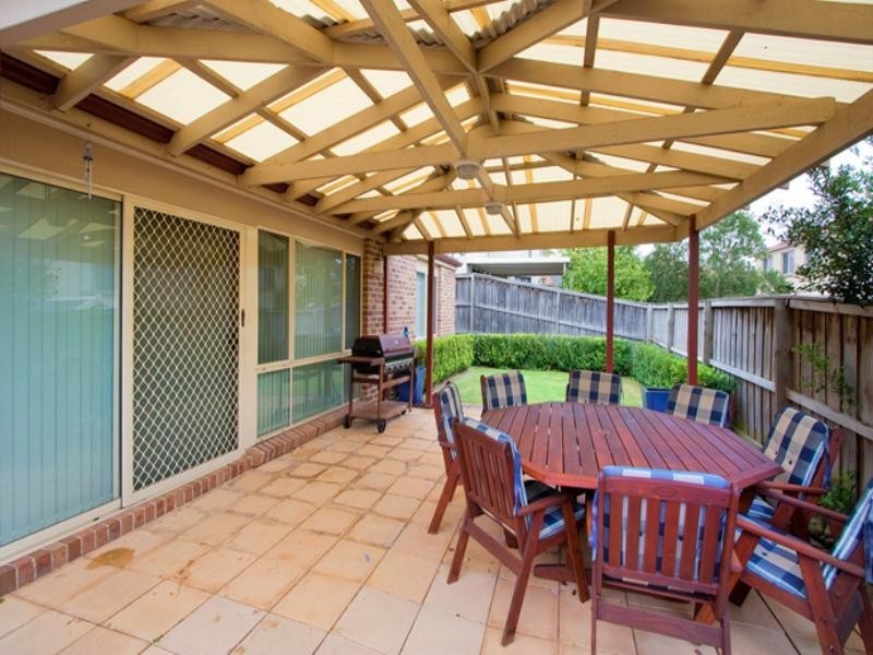 16 Peak Street, Glenwood NSW 2768