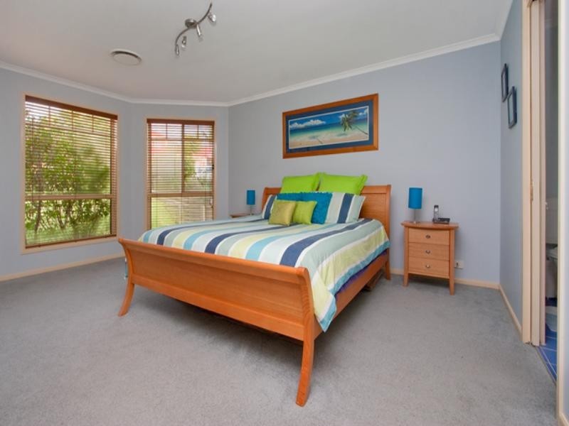 16 Peak Street, Glenwood NSW 2768