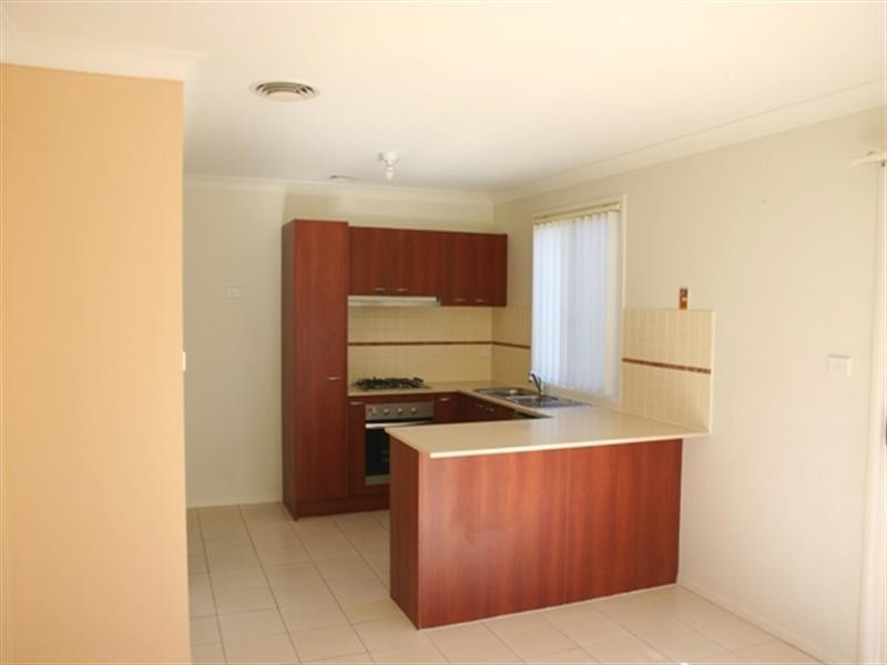 16 Somerset Street, Stanhope Gardens NSW 2768