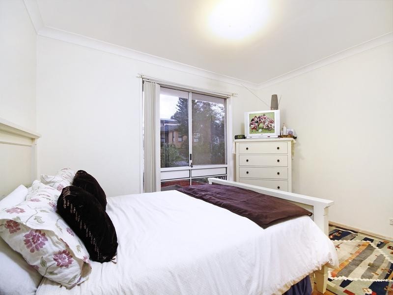 8 Marton Crescent, Kings Langley NSW 2147