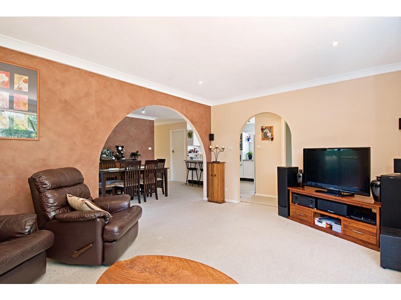 37 Valerie Avenue, Baulkham Hills NSW 2153