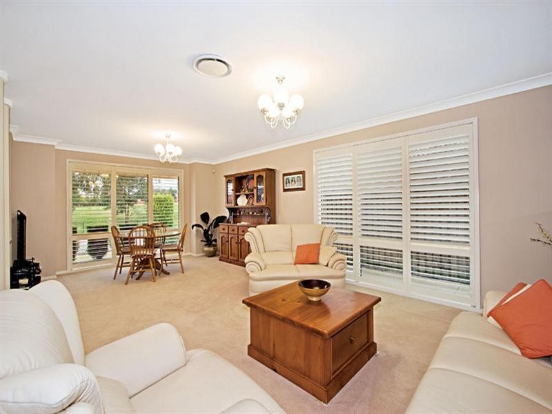 9 The Parkway, Beaumont Hills NSW 2155