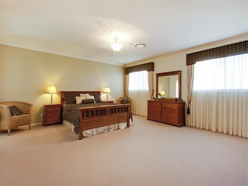 44 Orleans Way, Castle Hill NSW 2154