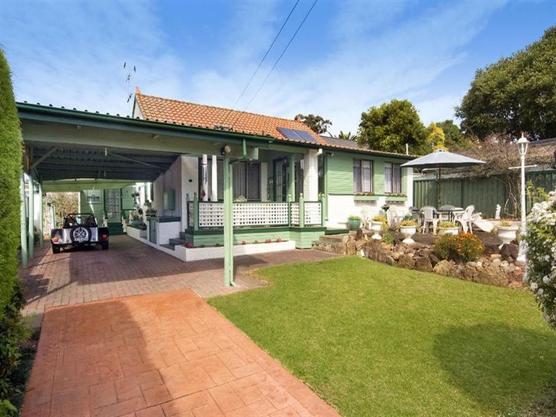 27 Preston Road, Old Toongabbie NSW 2146