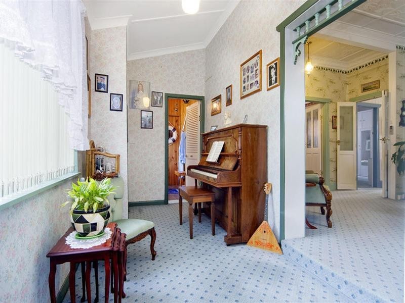 27 Preston Road, Old Toongabbie NSW 2146