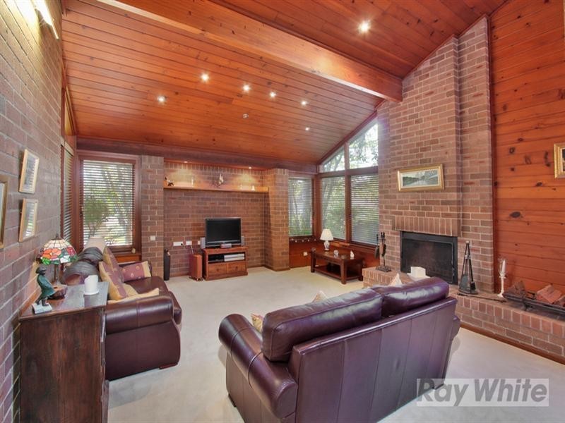 17 Hunter Place, Castle Hill NSW 2154