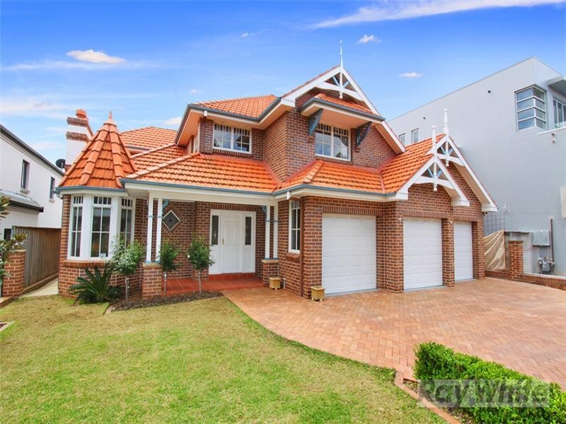 61 Edgewater Drive, Bella Vista NSW 2153