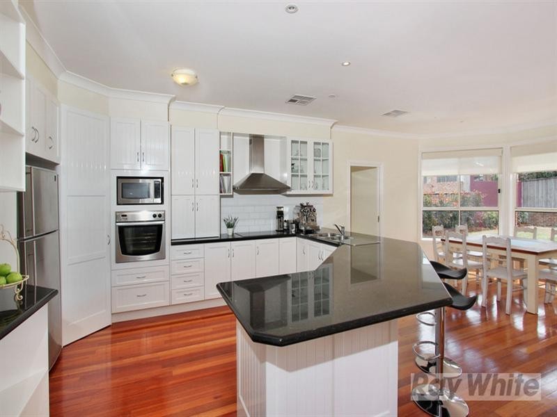 61 Edgewater Drive, Bella Vista NSW 2153