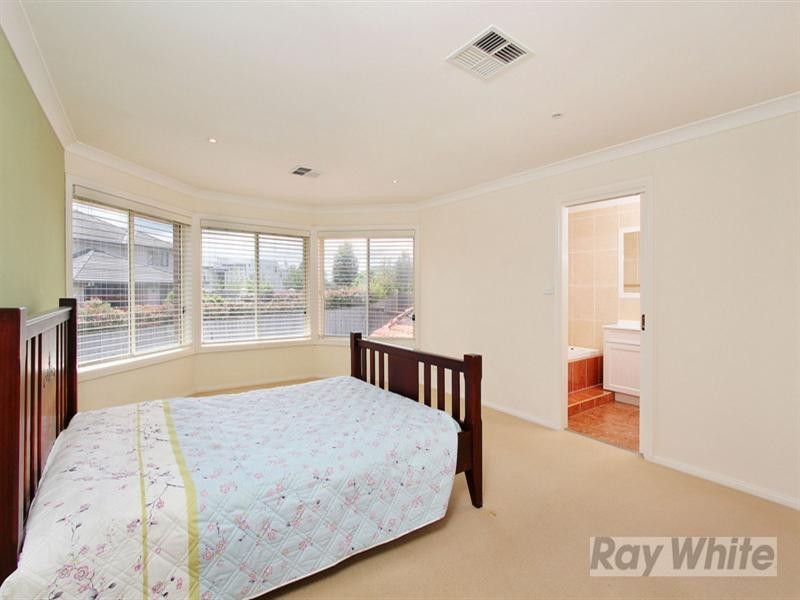61 Edgewater Drive, Bella Vista NSW 2153