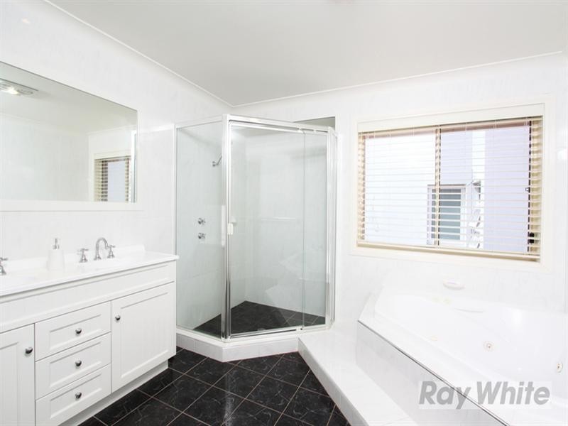 61 Edgewater Drive, Bella Vista NSW 2153