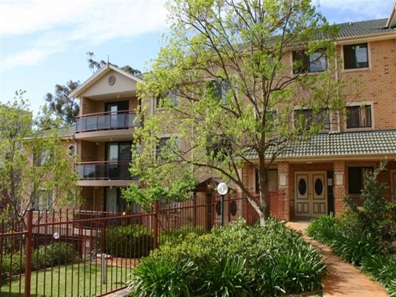 18/1-3 Sherwin Avenue, Castle Hill NSW 2154