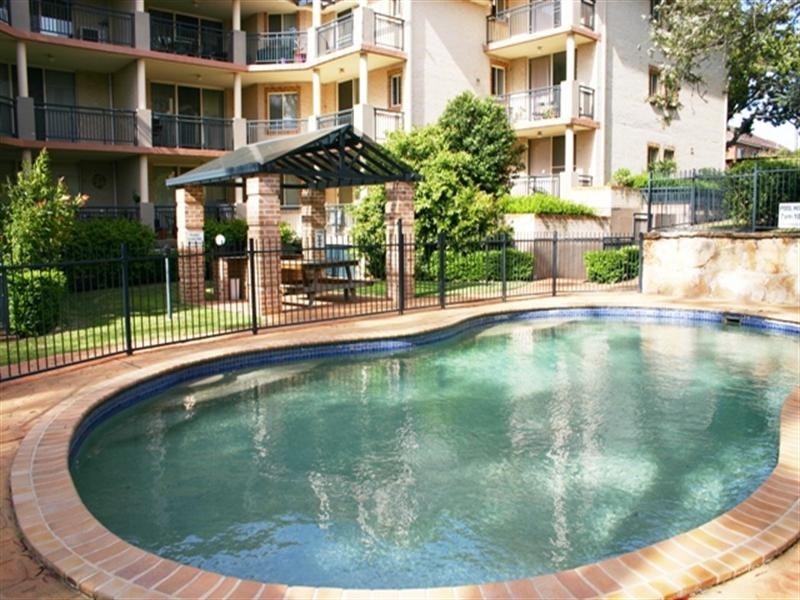 18/1-3 Sherwin Avenue, Castle Hill NSW 2154