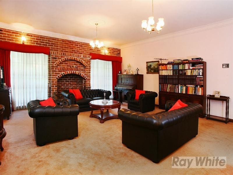 13 Kathleen Avenue, Castle Hill NSW 2154