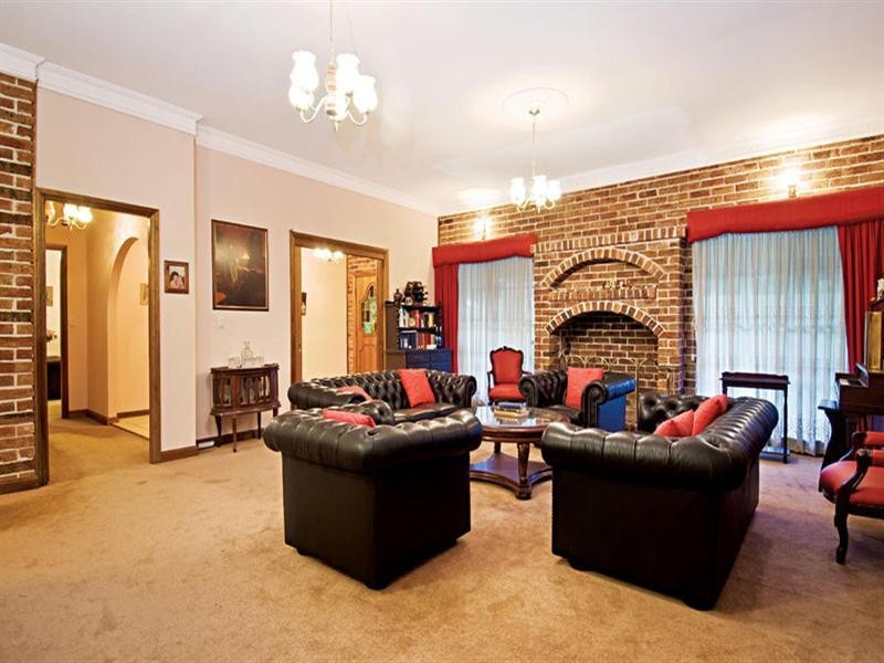 13 Kathleen Avenue, Castle Hill NSW 2154