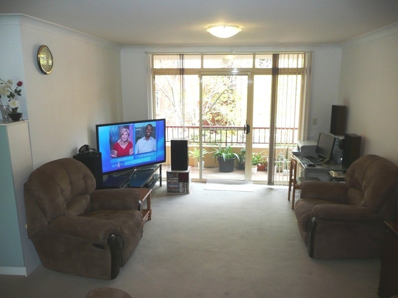 2/102 Stapleton Street, Pendle Hill NSW 2145