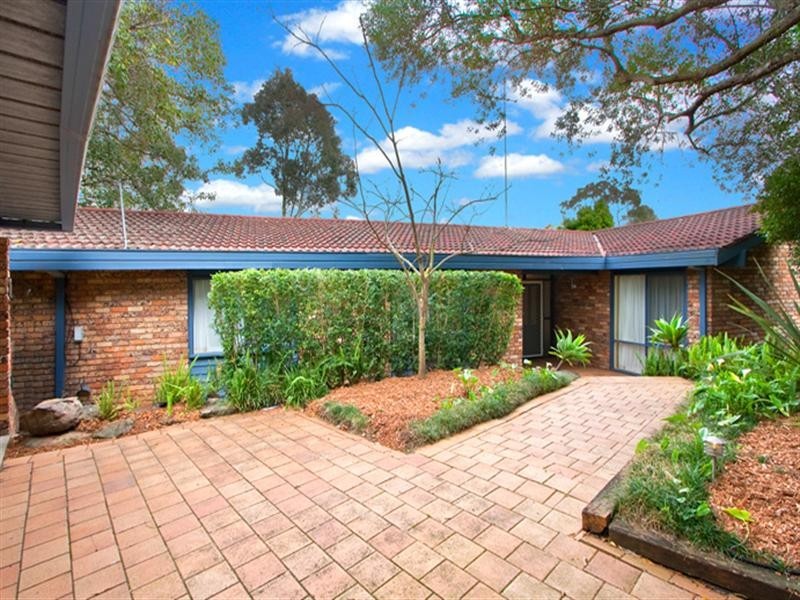 16 Bimbil Place, Castle Hill NSW 2154