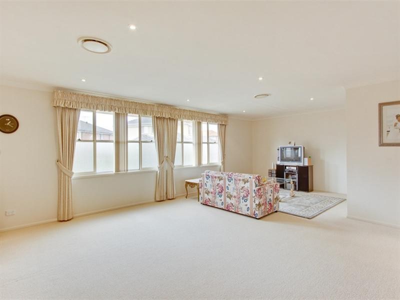 17 Celeste Avenue, Castle Hill NSW 2154