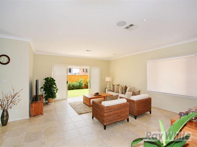 36 Ashtead Parade, Stanhope Gardens NSW 2768