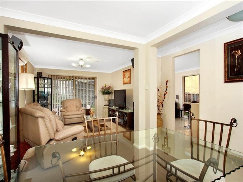 17 Mansfield Way, Kellyville NSW 2155