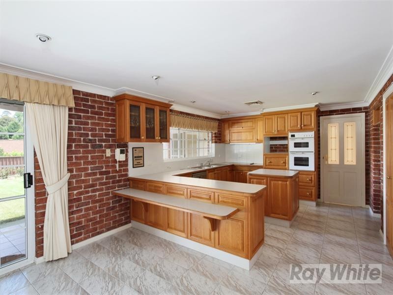 5 Copperleaf Place, Castle Hill NSW 2154