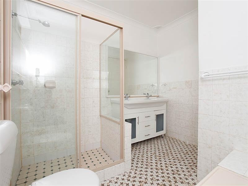 16 Carinyah Crescent, Castle Hill NSW 2154