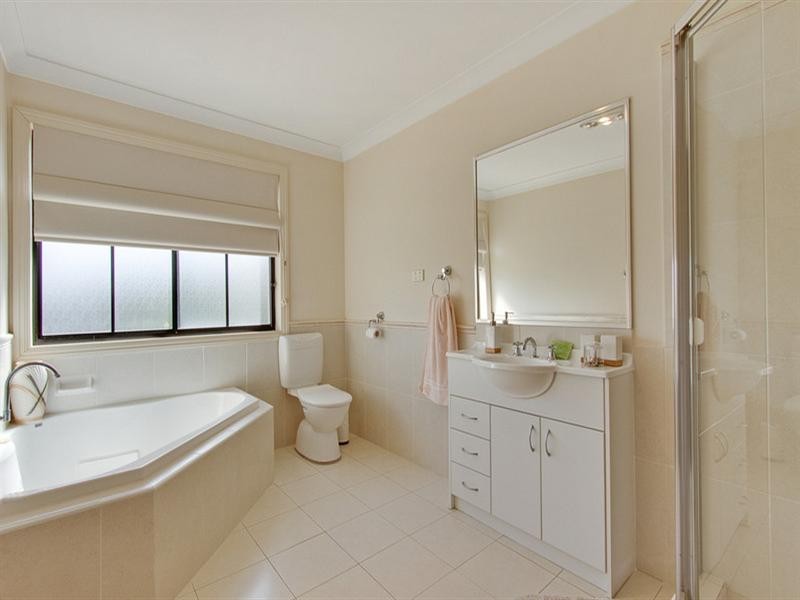 6 Garnet Grove, Glenwood NSW 2768