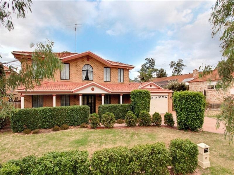 16 Arnold Janssen Drive, Beaumont Hills NSW 2155