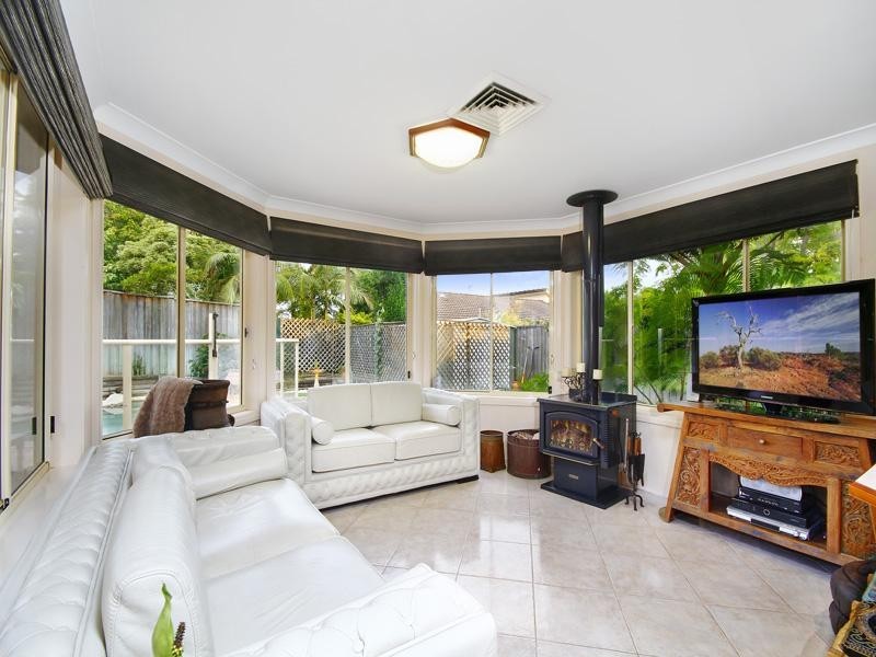 18 Gore Crescent, Bella Vista NSW 2153