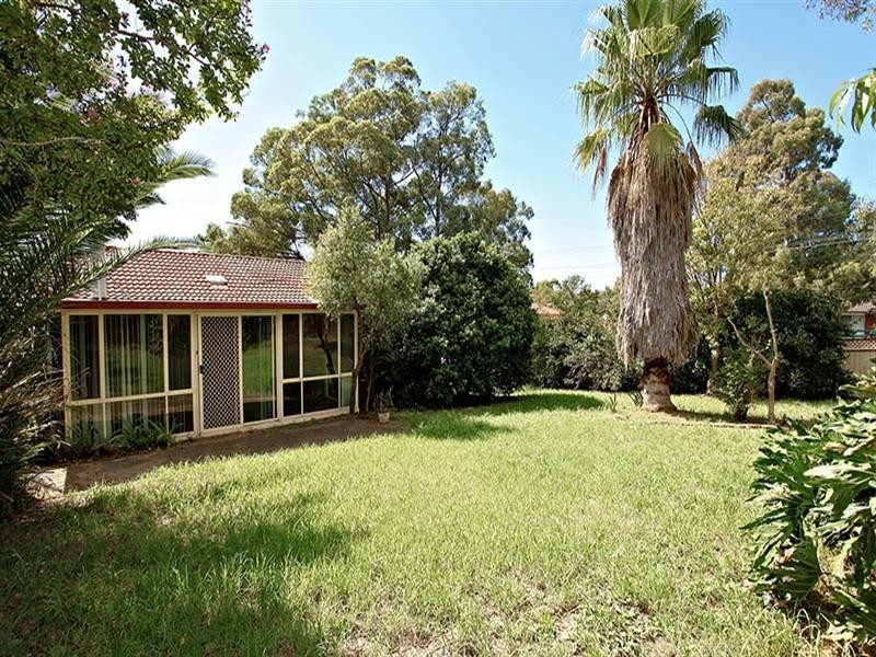 2 Washington Place, Castle Hill NSW 2154
