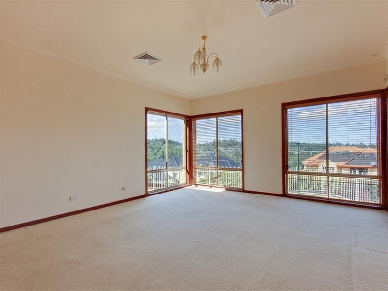 37 Balintore Drive, Castle Hill NSW 2154
