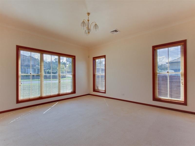 37 Balintore Drive, Castle Hill NSW 2154