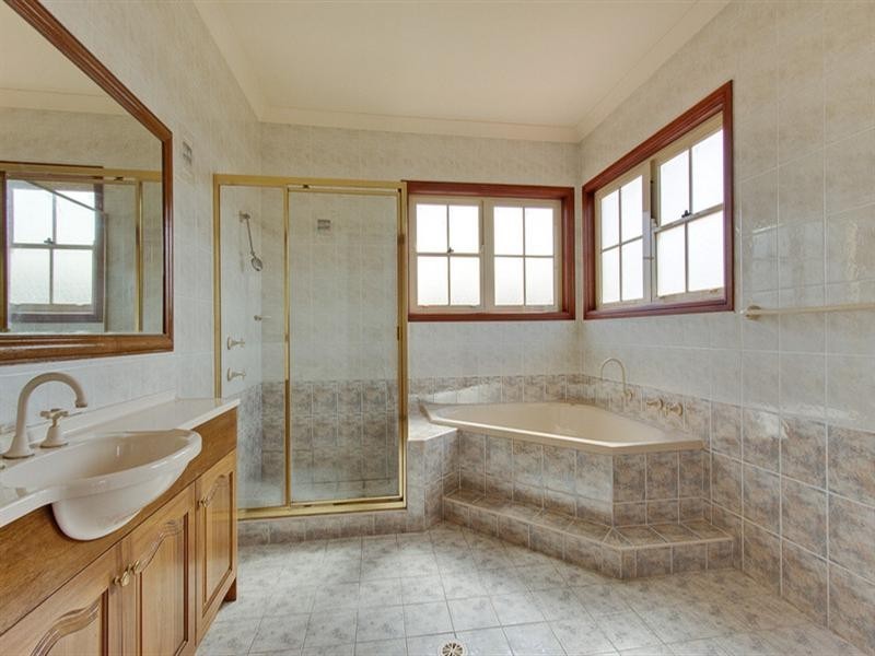 37 Balintore Drive, Castle Hill NSW 2154