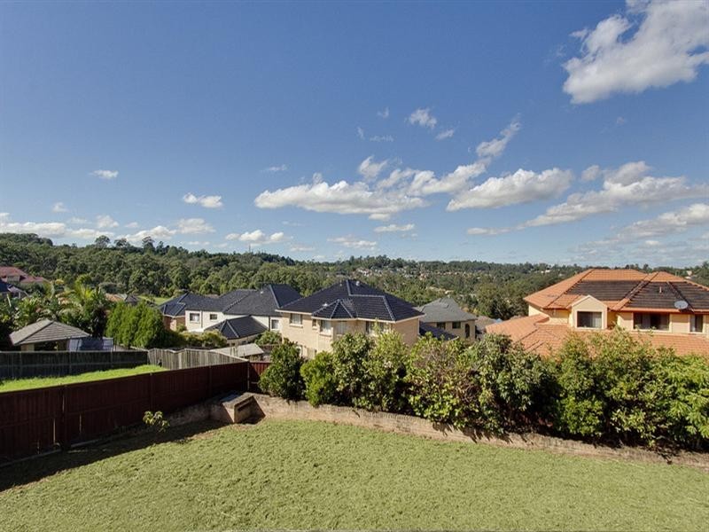 37 Balintore Drive, Castle Hill NSW 2154