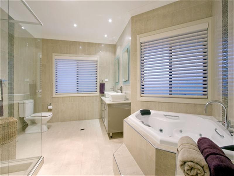 19 Pipersbrook Crescent, Bella Vista NSW 2153