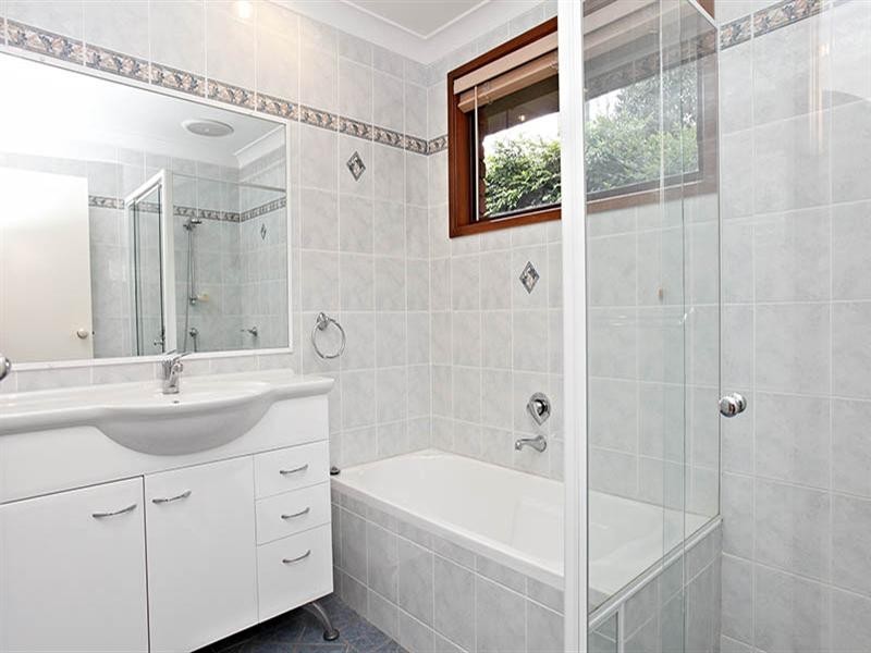 4 Connell Close, Baulkham Hills NSW 2153