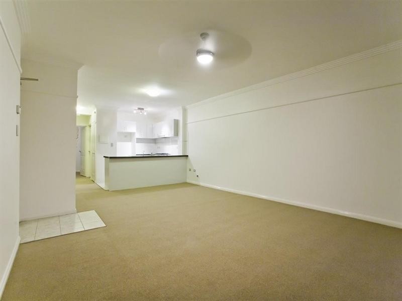 1/392 Windsor Road, Baulkham Hills NSW 2153