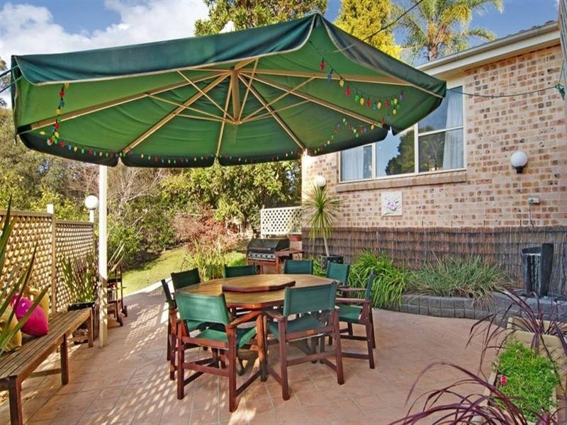 35 Crestwood Drive, Baulkham Hills NSW 2153