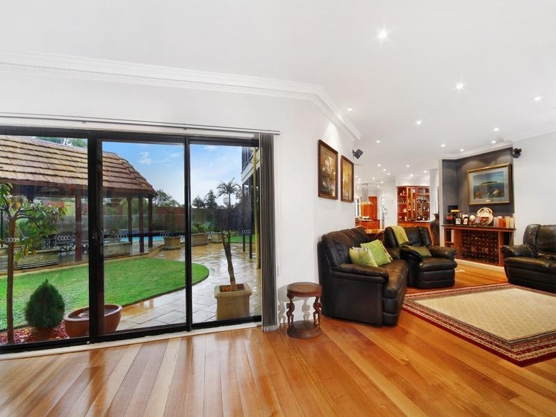 5 Crown Mews, Bella Vista NSW 2153