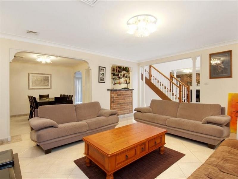 11 Hunter Place, Castle Hill NSW 2154