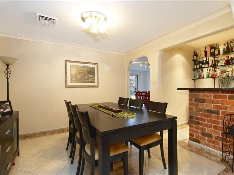 11 Hunter Place, Castle Hill NSW 2154