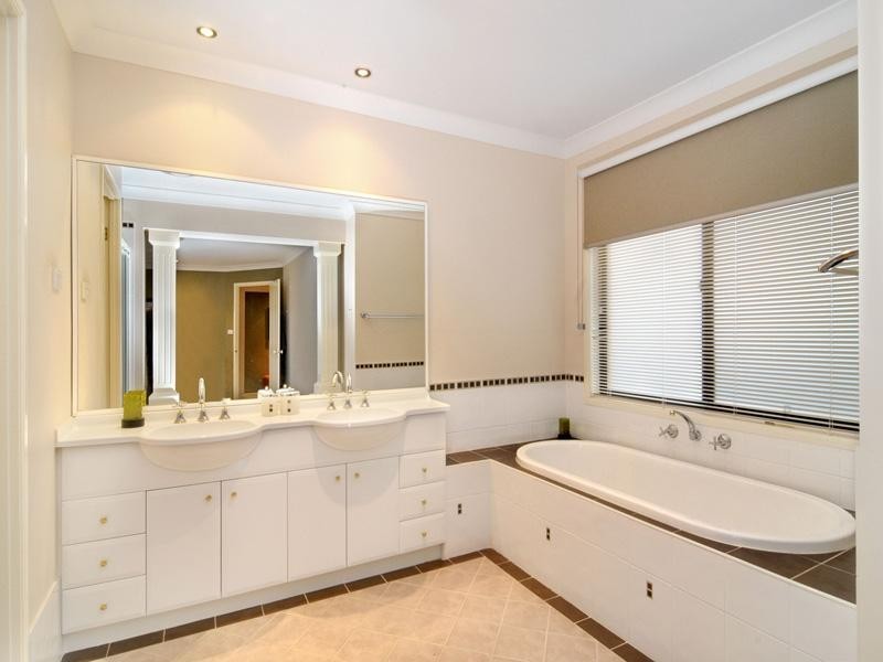 17 Keturah Close, Glenwood NSW 2768