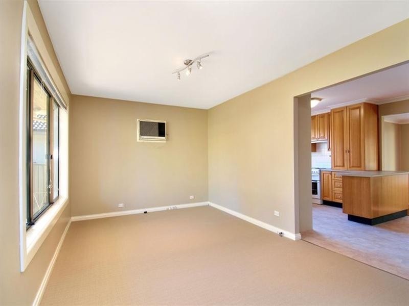 25 Lodge Avenue, Old Toongabbie NSW 2146