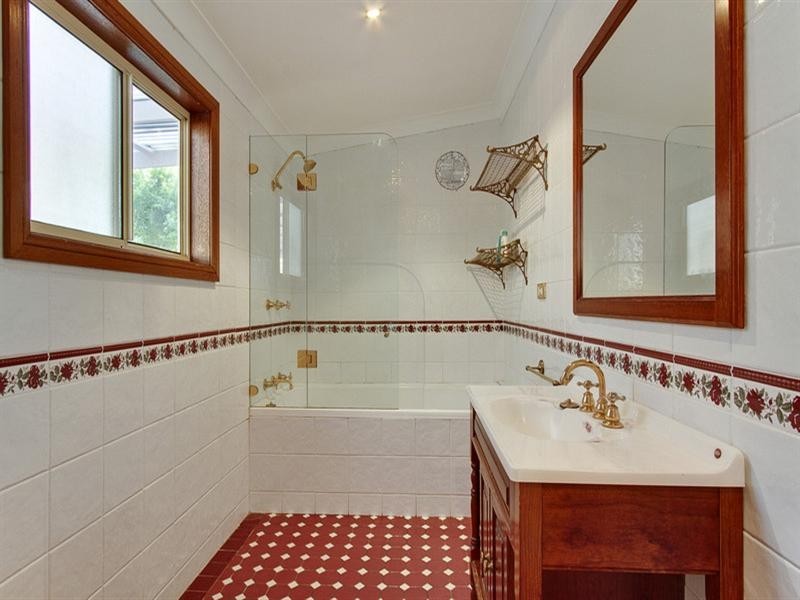 13 Kerrs Road, Castle Hill NSW 2154