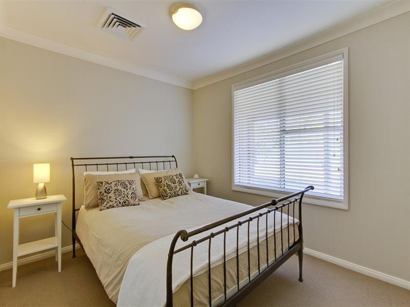 40 Middleton Avenue, Castle Hill NSW 2154