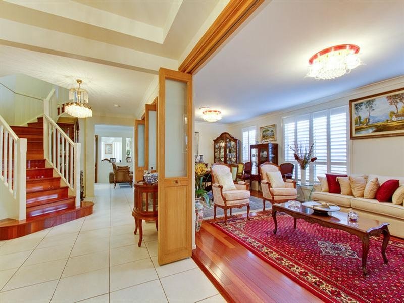 8 Wedge Place, Beaumont Hills NSW 2155